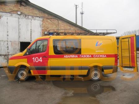 Купити аварійну машину газової служби АВМ-35K-SB-SD на базі VW Crafter від компанії VALIDUS. Конфігурація салону 3+2, ізольований відсік для обладнання. Мобільна майстерня 104 під ключ.