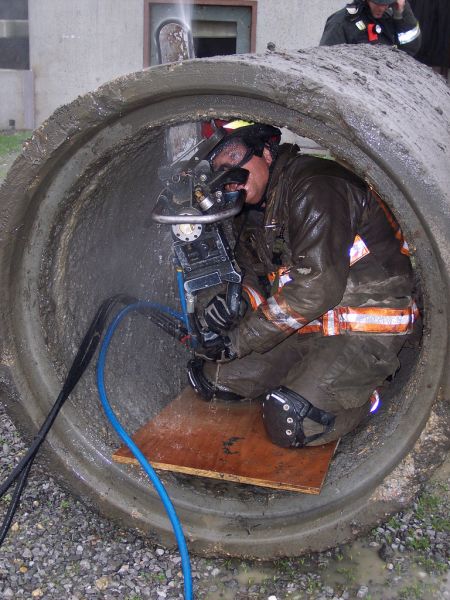 Ланцюгова пила DS11 (Stanley) Ланцюгова пила DS11 (Stanley) - Зображення 5