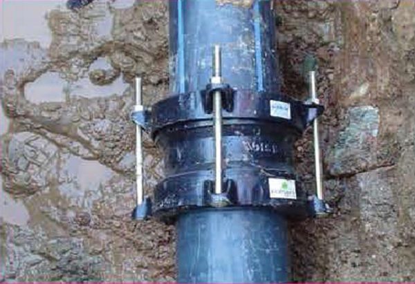 Муфтові з'єднання з допустимою різницею у зовнішньому діаметрі труб 50 мм (Nova Siria) Муфтові з'єднання з допустимою різницею у зовнішньому діаметрі труб 50 мм (Nova Siria) - Зображення 7