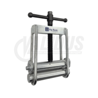 Mechanical clamp for PE pipes from 16 mm to 63 mm